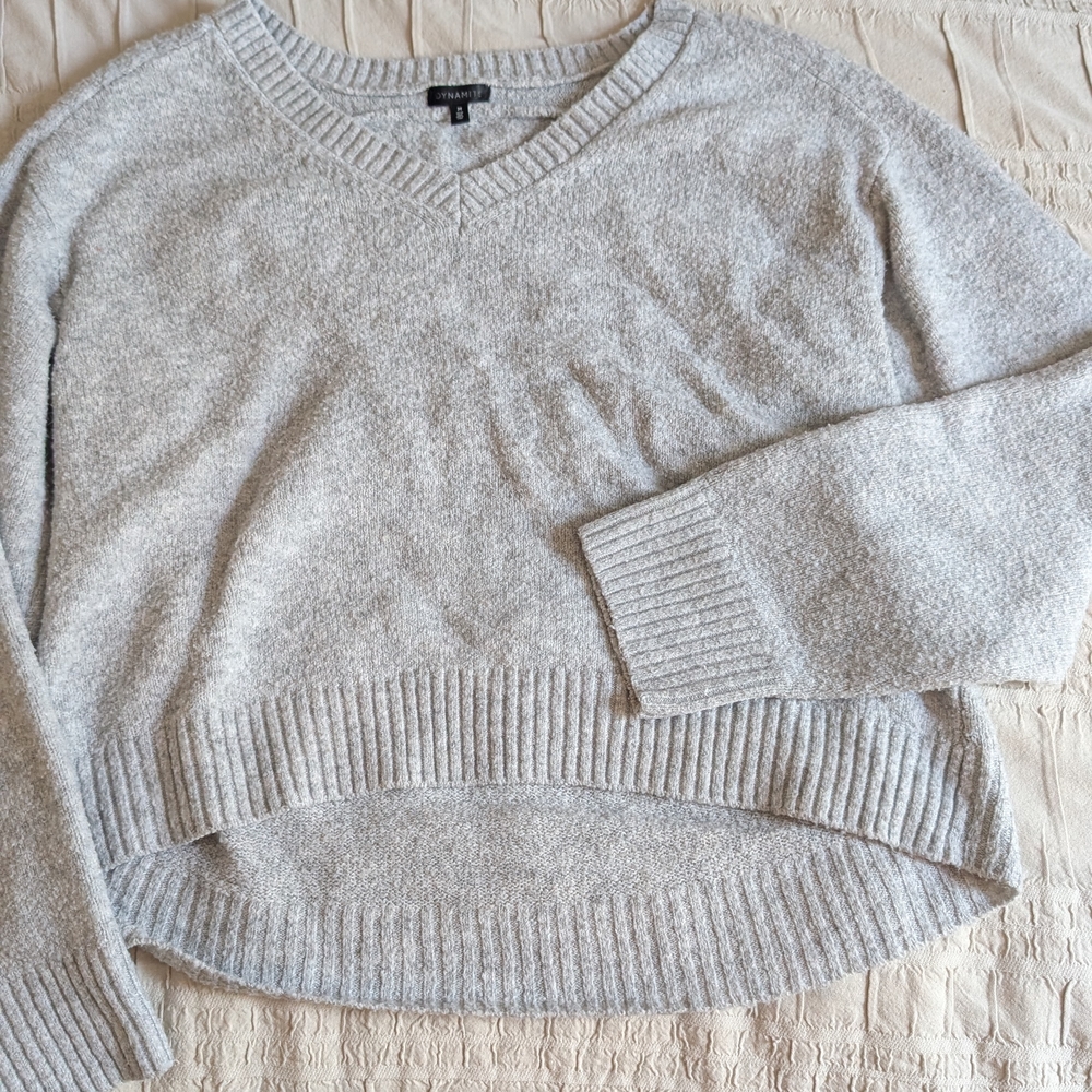 Dynamite Gray V-Neck Sweater with Soft Knit Fabric